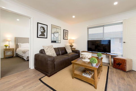Sleeping In Style Central & Sophisticated - Sydneys Hotel 4