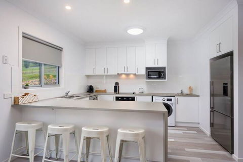 Albury Yalandra Apartment 1 - Sydneys Hotel 5