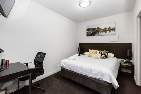 Imogen, Melbourne Studio Apartment - Sydneys Hotel 4