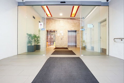 BHB Explore CBD On Your Doorstep - Sydneys Hotel 2