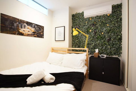 BHB Explore CBD On Your Doorstep - Sydneys Hotel 7