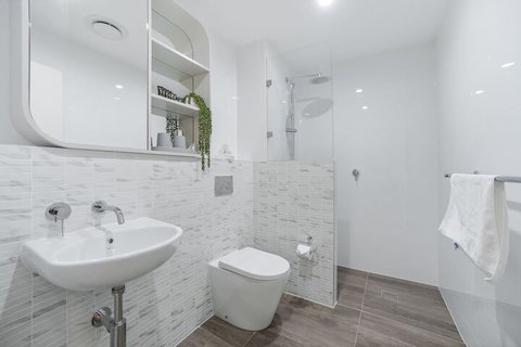 HomeHotel Luxury & New 2 Bedroom Apartment - Sydneys Hotel 4