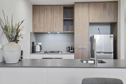HomeHotel Luxury & New 2 Bedroom Apartment - Sydneys Hotel 6