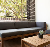 Urban Rest - Mary St - Sydneys Hotel
