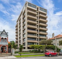 Exquisite 2 Bedroom Beach City Views - Sydneys Hotel