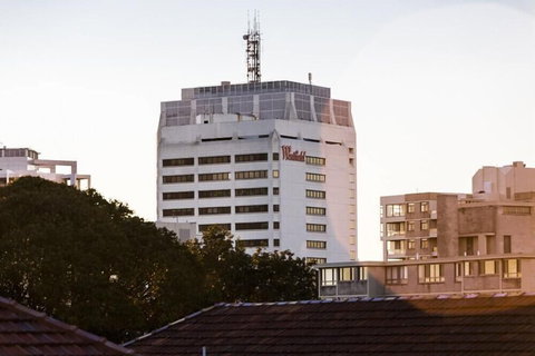 2 Bedroom Apt In Bondi Junction With Parking - Sydneys Hotel 1