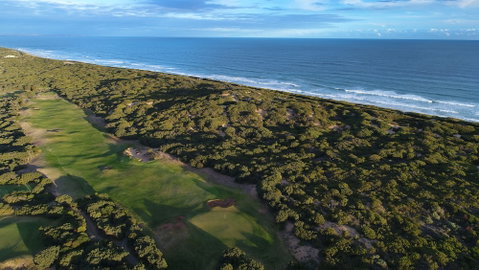 13th Beach Golf Lodges - Sydneys Hotel 0