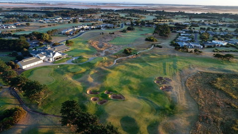 13th Beach Golf Lodges - Sydneys Hotel 2