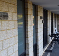 Eagle Bay House - Sydneys Hotel