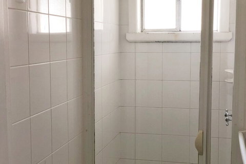 11 Findlay Street - Sydneys Hotel 5