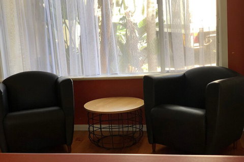 11 Findlay Street - Sydneys Hotel 7