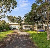 11 Findlay Street - Sydneys Hotel