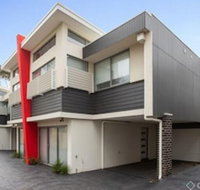 Phillip Island Townhouses - Sydneys Hotel