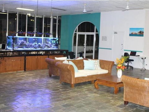 All Seasons Magnetic Island - Sydneys Hotel 0