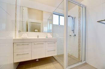 Coffs Beach Houses - Sydneys Hotel 5