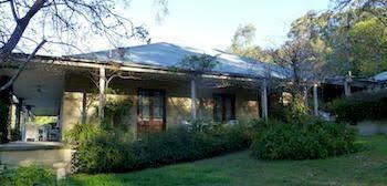 Capers Guest House - Sydneys Hotel 0