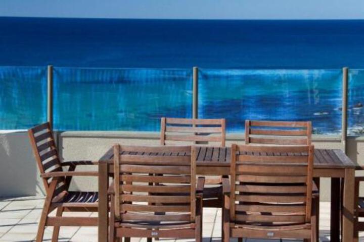 Shallow Bay NSW Sydneys Hotel