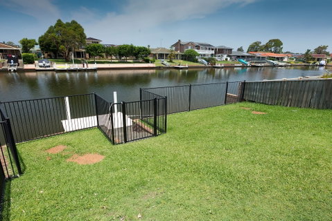 Lake House On Elouera - Sydneys Hotel 0