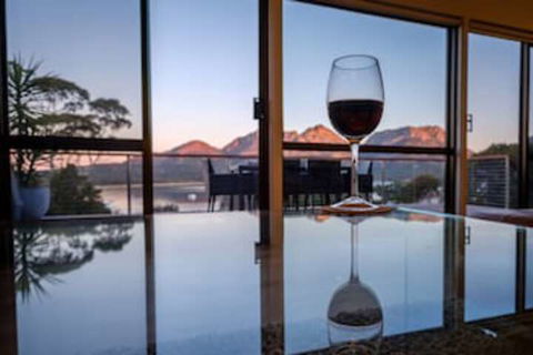 Arthouse Freycinet - Sydneys Hotel 0