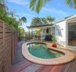 Relax at Coolum - Sydneys Hotel
