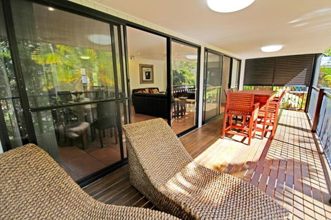 8 Springfield Avenue Pet Friendly Linen Included - Sydneys Hotel 2