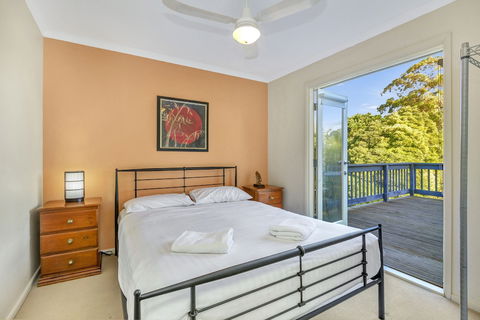 All Decked Out - Sydneys Hotel 4