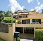 Terrigal Townhouse 1 / 21 Campbell Crescent Terrigal - Sydneys Hotel