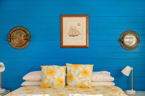 A SWEET ESCAPE Beachcombers Cottage Beachfront - Sydneys Hotel 2