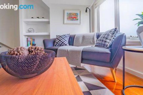 Bayview Loft - Sydneys Hotel 0