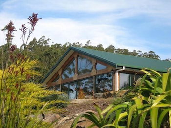 Woodbridge Hill Hideaway - Sydneys Hotel 2