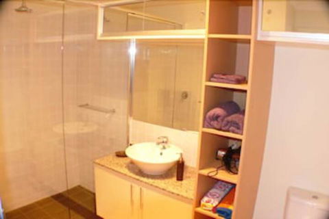 Paradise House - Sydneys Hotel 5