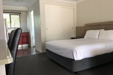 Hervey Bay Motel - Sydneys Hotel 6