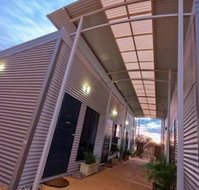 Mia Mia House in the Desert - Sydneys Hotel