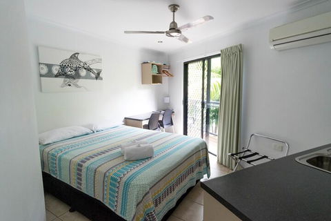 Airlie Beach Motor Lodge - Sydneys Hotel 7