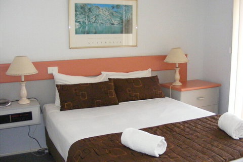 Beachside Motor Inn - Sydneys Hotel 7