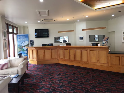 Strahan Village - Sydneys Hotel 2