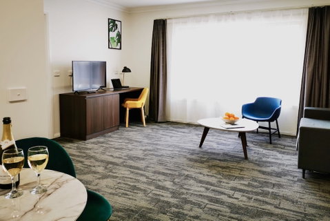 Littomore Bathurst - Sydneys Hotel 4