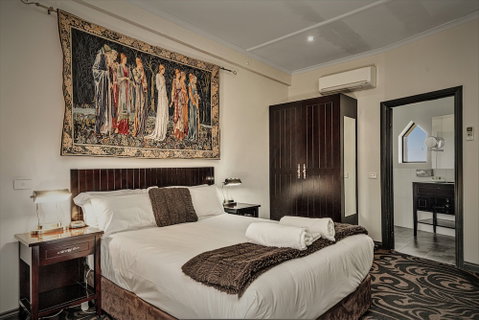 Kryal Castle - Sydneys Hotel 3