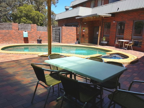 Hotel Cavalier - Sydneys Hotel 1