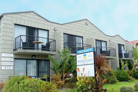 Apollo Bay Waterfront Motor Inn - Sydneys Hotel 0