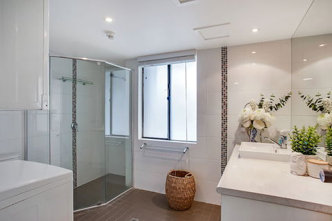 Pacific Resort Broadbeach - Sydneys Hotel 4