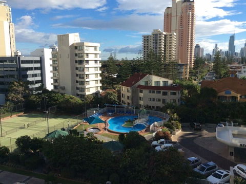 Pacific Resort Broadbeach - Sydneys Hotel 1