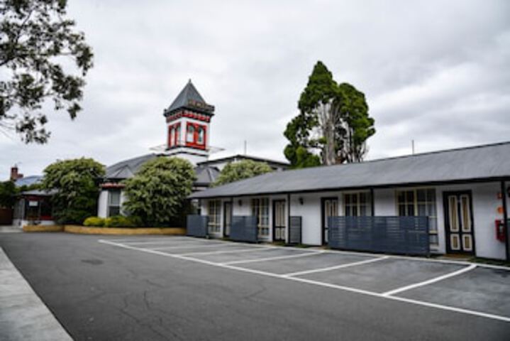 New Town TAS Sydneys Hotel