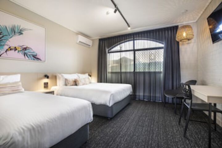 Springwood QLD Sydneys Hotel