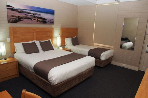 Dongara Hotel Motel - Sydneys Hotel 5