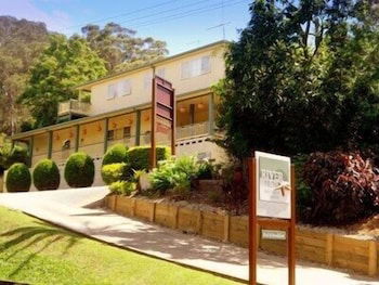 Riverview Boutique Motel - Sydneys Hotel 0