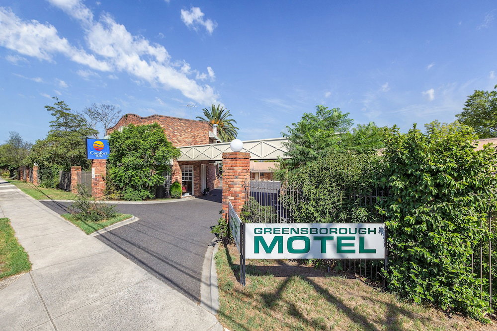 Macleod VIC Sydneys Hotel