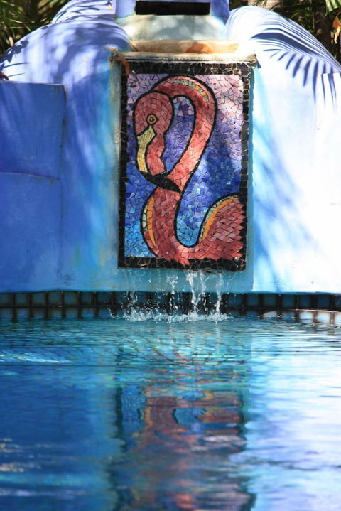 Pink Flamingo Resort - Sydneys Hotel 2