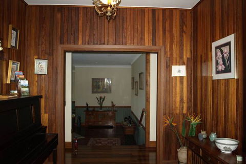 Amamoor Lodge - Sydneys Hotel 3