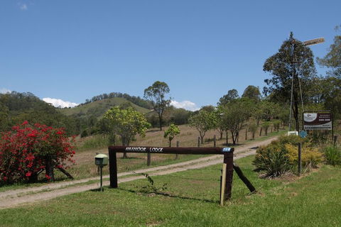 Amamoor Lodge - Sydneys Hotel 1